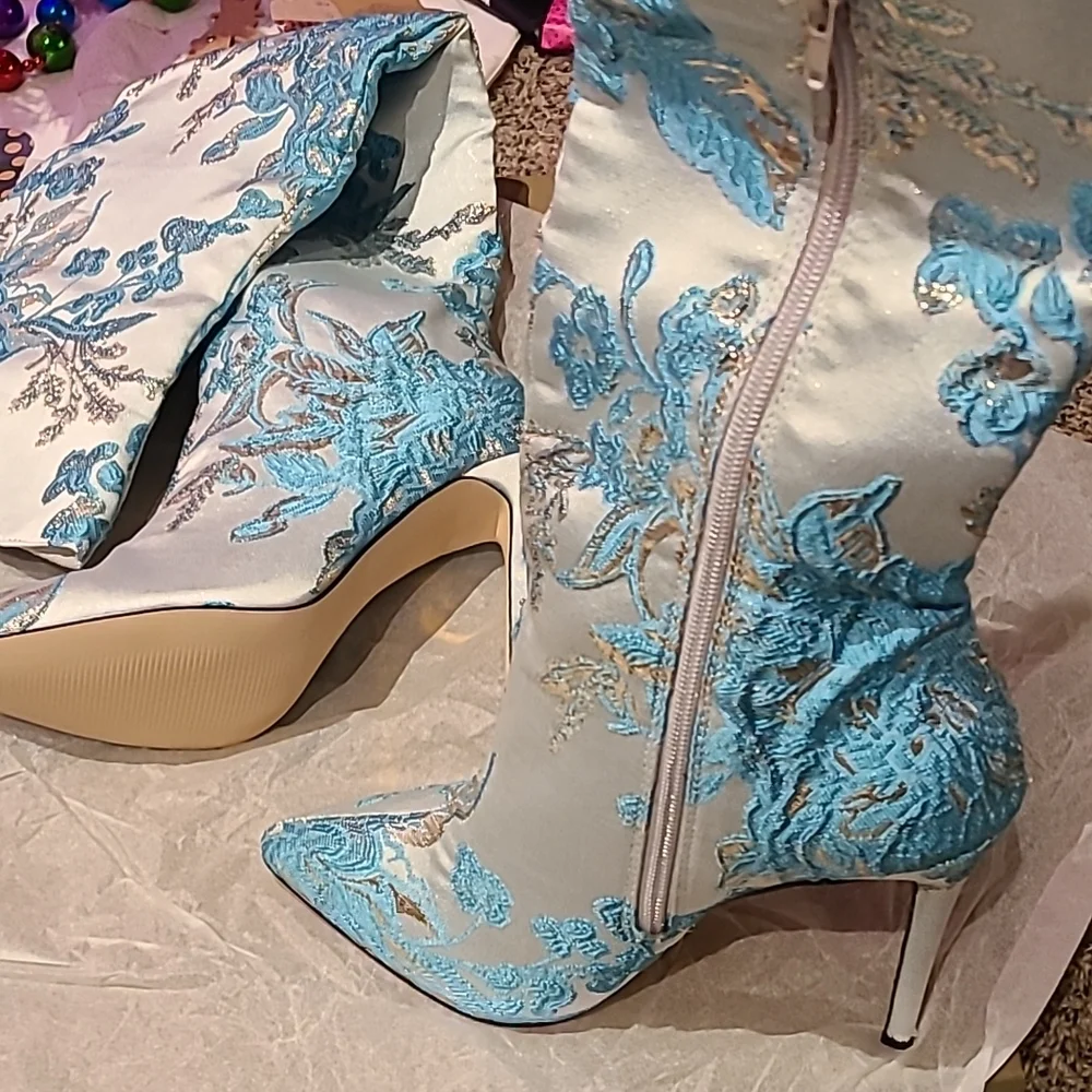 Women's knee high boots - Picture 4 of 6